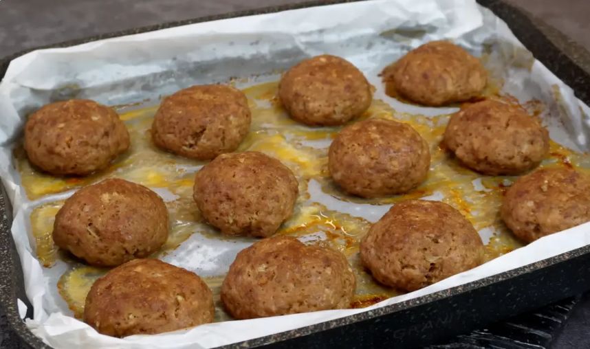 Как приготовить нежные котлеты в бумаге: легко, быстро и без грязных посуды