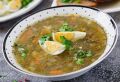 Освежающий щавелевый суп: оригинальный рецепт с мясом и полезные свойства