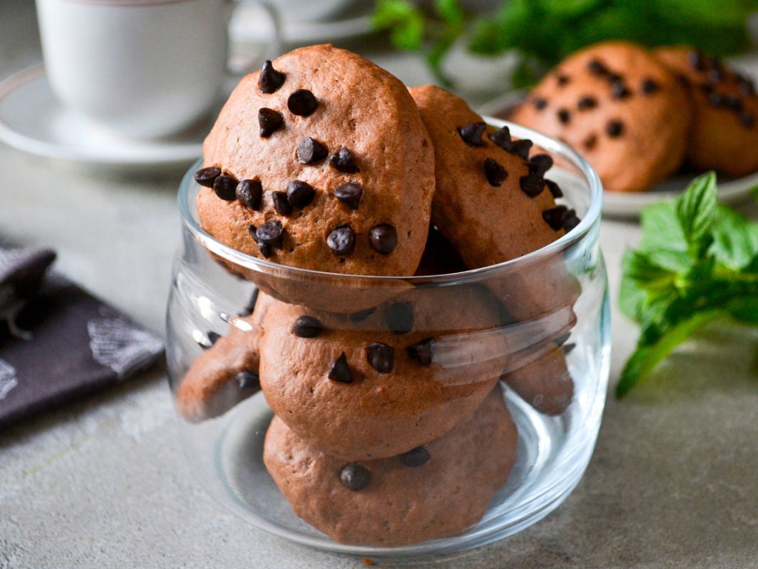 Быстрое и нежное шоколадное печенье: идеальный десерт за 20 минут