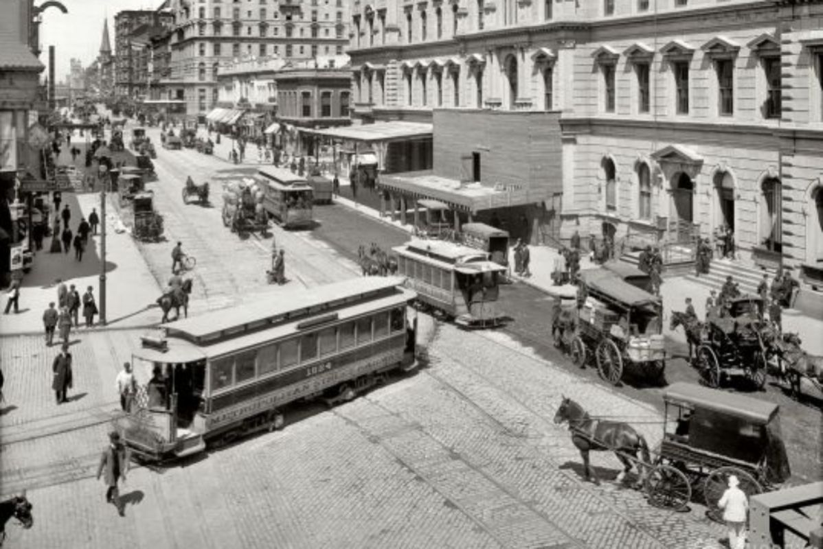 Погружение в историю: 17 архивных снимков, раскрывающих американскую культуру