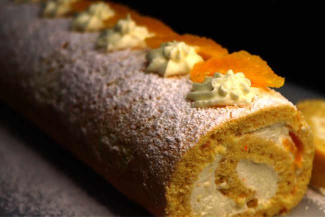 Вдохновляющий рулет с тыквой и апельсином для вашего стола