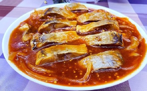 Сельдь в маринаде: тайны домашнего рецепта, который удивит