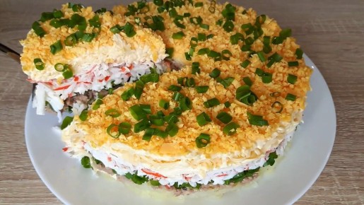 Изумительный салат-торт Аристократ, который стоит попробовать