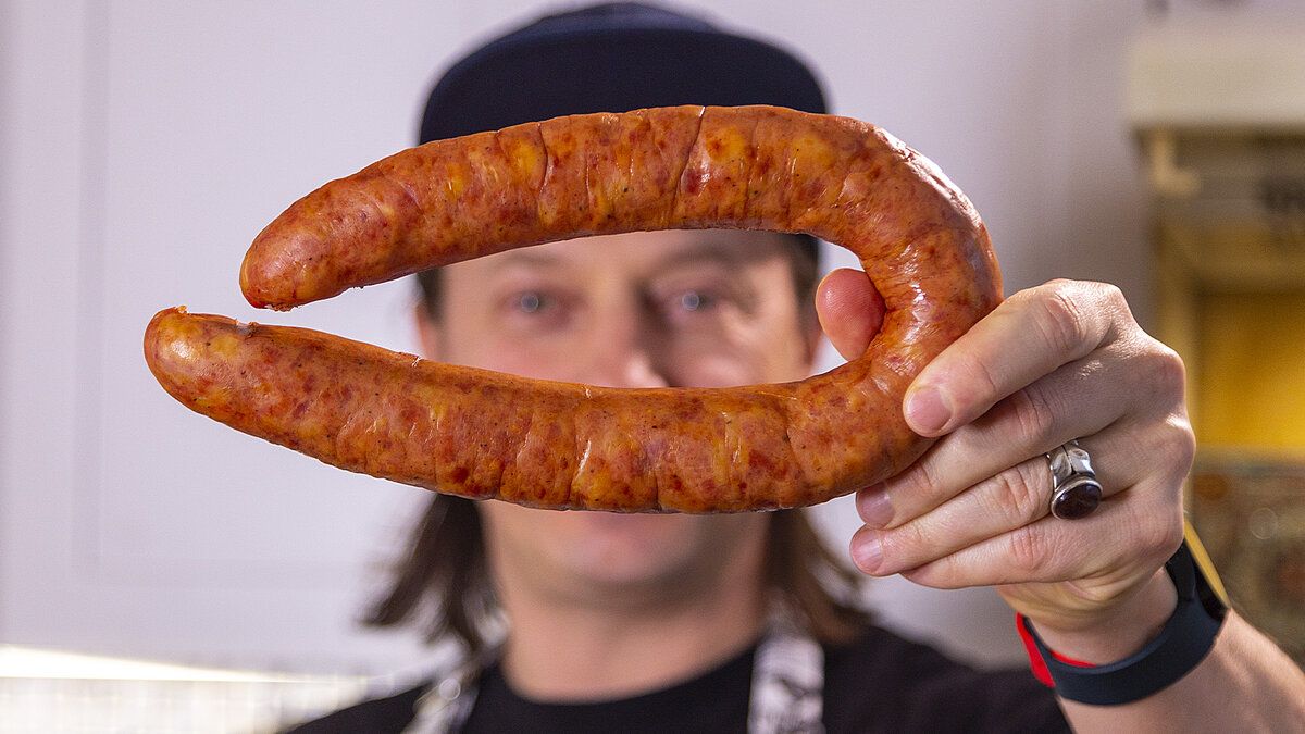 Восхитительное блюдо из колбасы и овощей: просто, быстро, вкусно