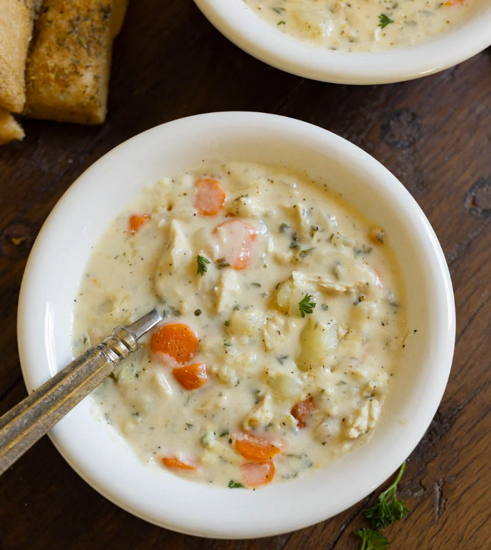 Нежный сливочный куриный суп для идеального обеда