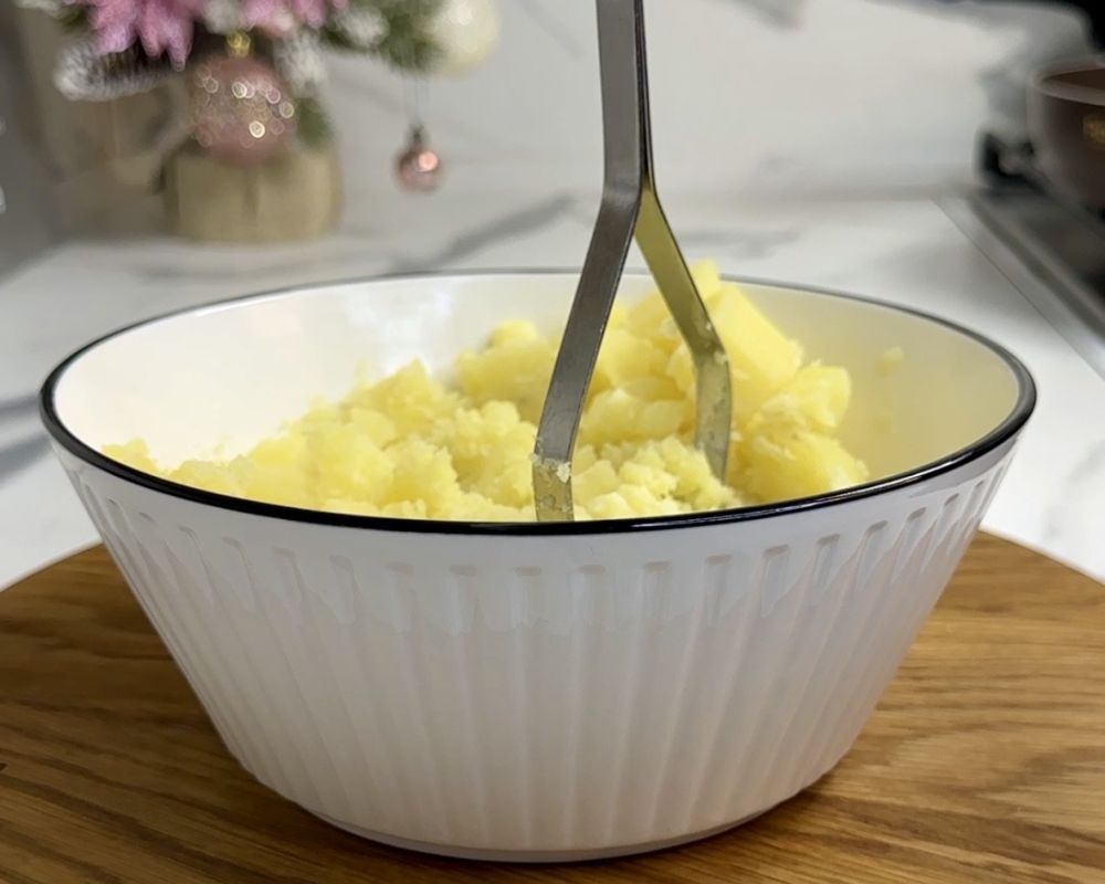 Картопляна запеканка, которая исчезает со стола за считанные минуты