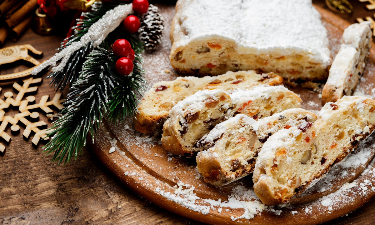 Творожный штоллен на Рождество: как лакомство без дрожжей дарит уют