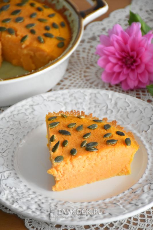 Запеканка с тыквой и пряностями: как сделать полезный десерт для всей семьи