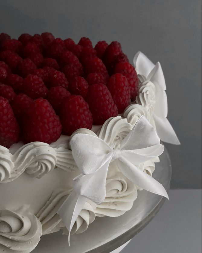 Как определить дешевый торт: 5 признаков подделки