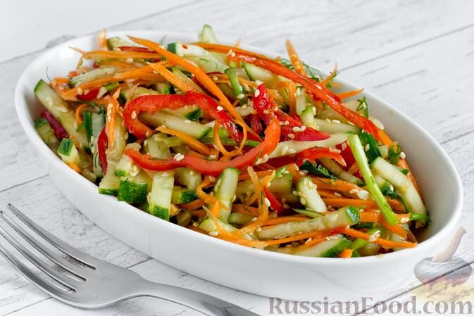 Пять свежих идей салатов для любого стола