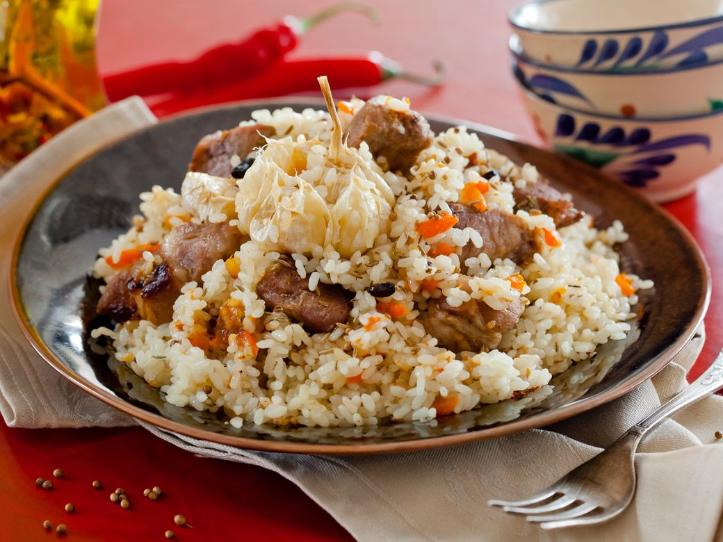 Плов со свининой в мультиварке: насыщенный вкус с минимальными усилиями