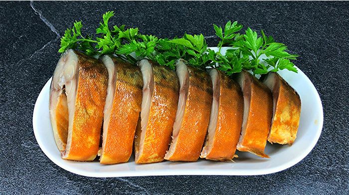 Необычный рецепт маринованной скумбрии в бутылке, который удивит ваших гостей