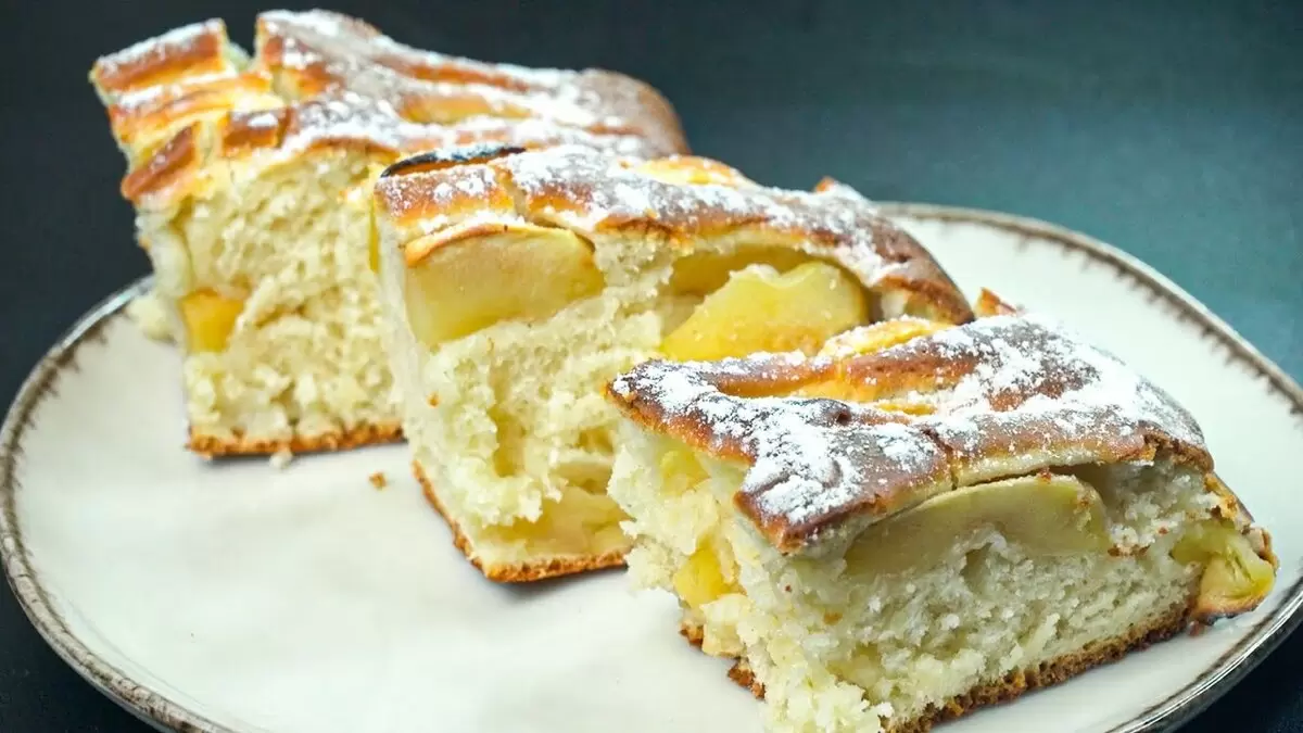 Яблочный пирог: вкусно и просто за считанные минуты
