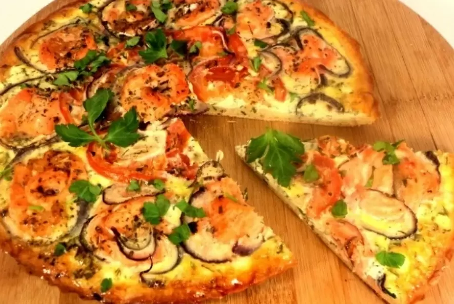 Неповторимый вкус пиццы с семгой и сливочным сыром