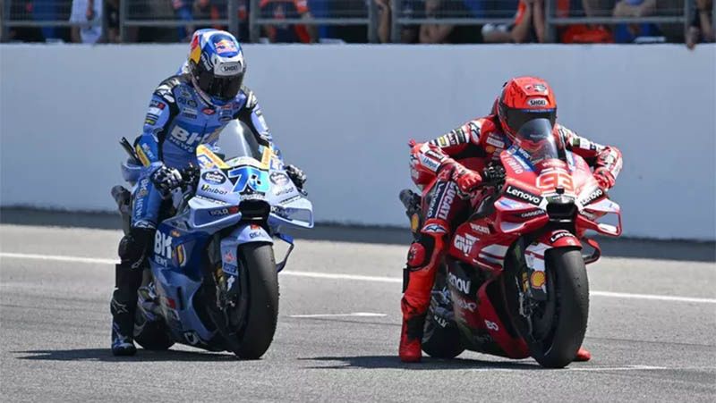 Алекс Маркес взял лидерство на тестах MotoGP в Бурираме, брат Марк падал дважды