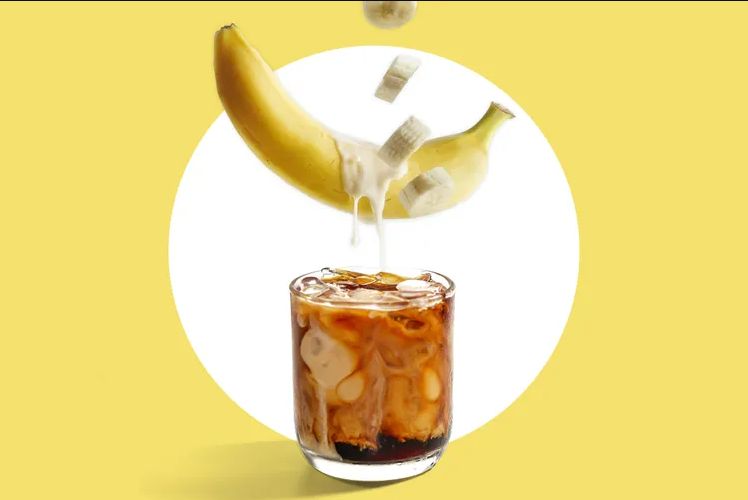 Летний тренд: банановый хлеб латте с льдом – новый вкус вашего любимого напитка