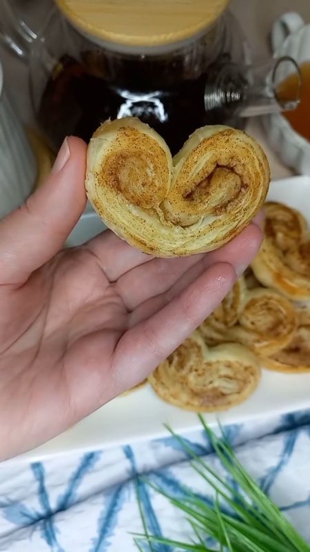Волшебные сердечки из слоёного теста, которые согреют душу